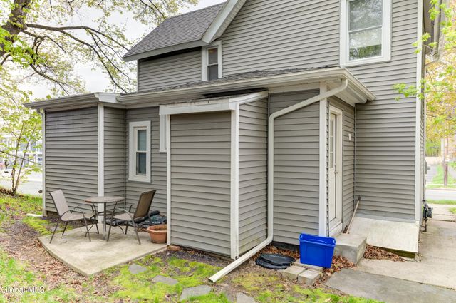 80 Washington Avenue, Rensselaer, NY 12144