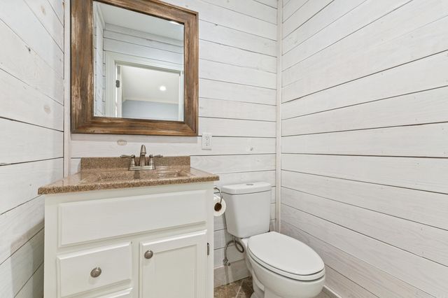 11 E Ridge Road, Mayflower, AR 72106