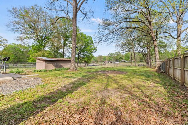 11 E Ridge Road, Mayflower, AR 72106