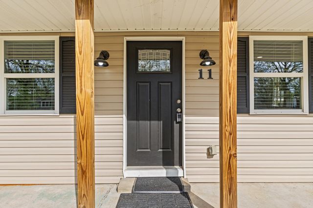 11 E Ridge Road, Mayflower, AR 72106