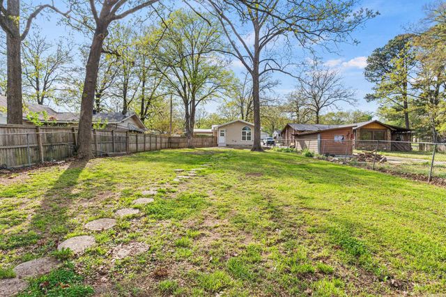 11 E Ridge Road, Mayflower, AR 72106