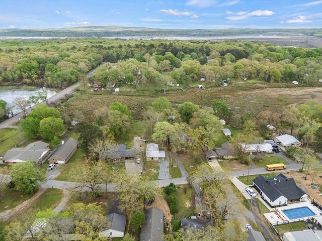 11 E Ridge Road, Mayflower, AR 72106