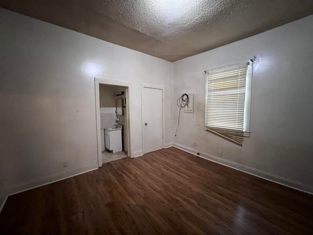 946 ROLAND ST, Memphis, TN 38114