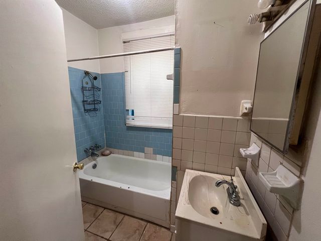 946 ROLAND ST, Memphis, TN 38114