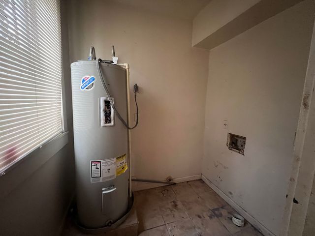 946 ROLAND ST, Memphis, TN 38114