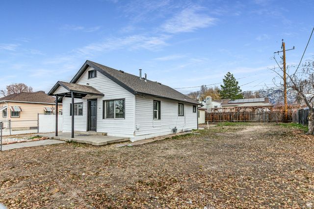 8823 S 300 E, Sandy, UT 84070