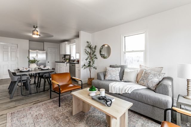 8823 S 300 E, Sandy, UT 84070