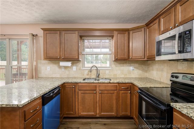 3121 Childers Drive, Jeffersonville, IN 47130