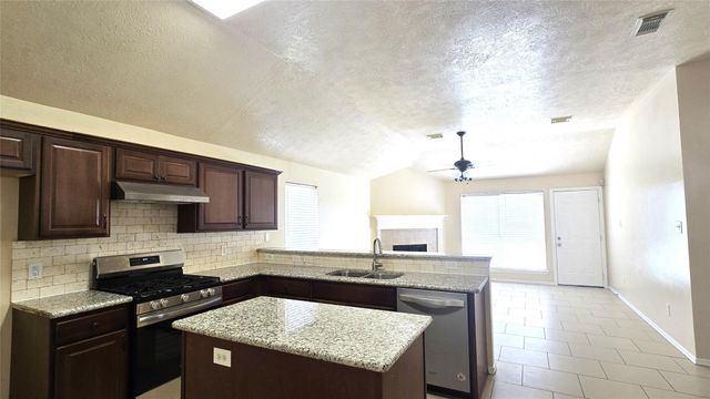 5922 Whitwell Drive, Katy, TX 77449