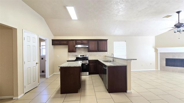 5922 Whitwell Drive, Katy, TX 77449