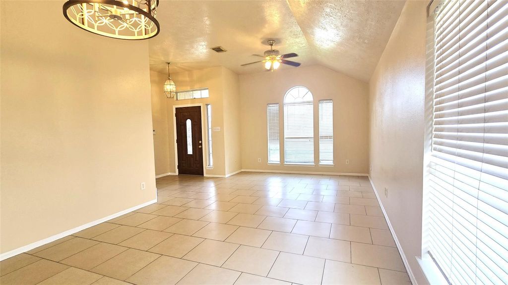 5922 Whitwell Drive, Katy, TX 77449
