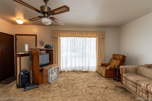 1585 Berkshire Street, Westland, MI 48186