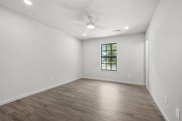 15654 Hickory Lane, Lowell, AR 72745