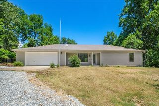 15654 Hickory Lane, Lowell, AR 72745