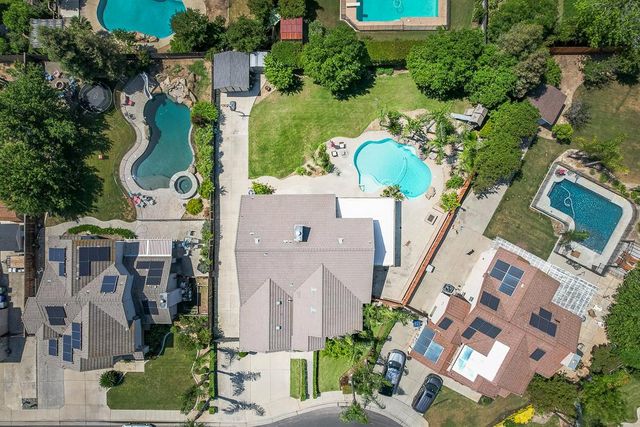 170 N Anderson Avenue, Clovis, CA 93612