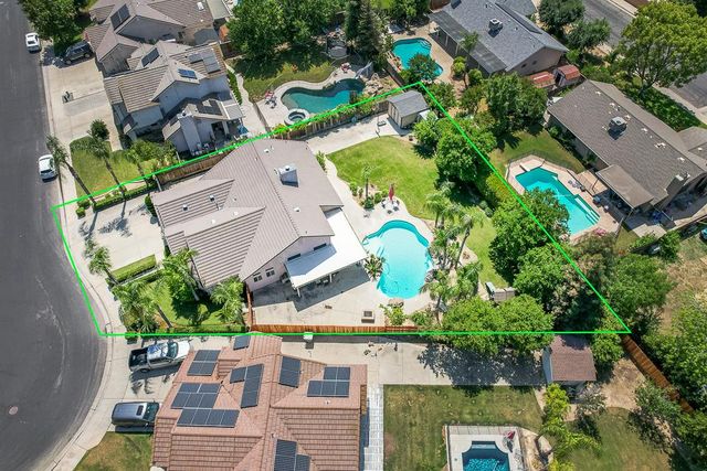 170 N Anderson Avenue, Clovis, CA 93612