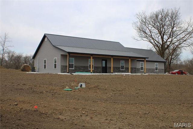 53414 Highway HH, Hannibal, MO 63401