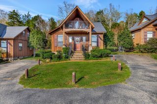 29 Bradley Ln, Bath Springs, TN 38311
