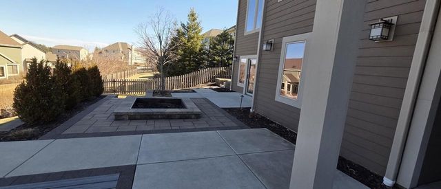 3926 Oakmont TRAIL, Waukesha, WI 53188