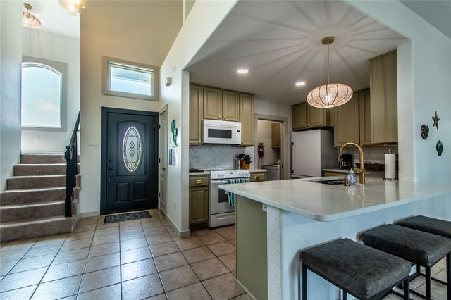 14858 Granada Dr H, Corpus Christi, TX 78418