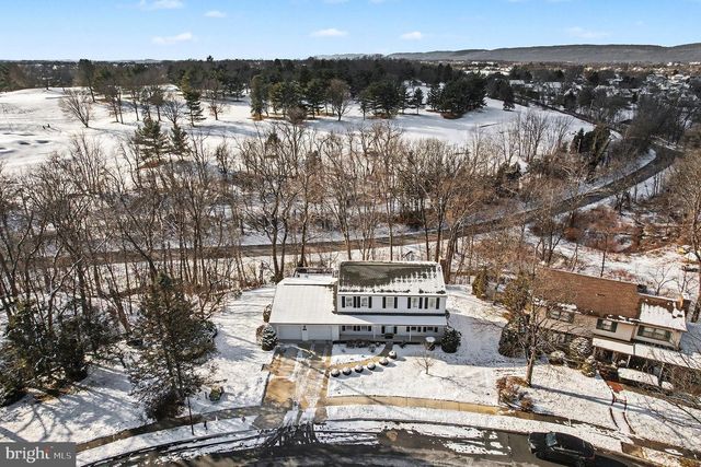 828 ANTHONY DRIVE, Mechanicsburg, PA 17050