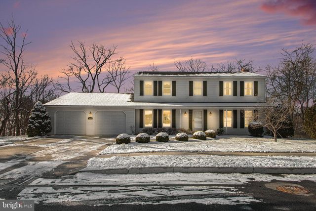 828 ANTHONY DRIVE, Mechanicsburg, PA 17050