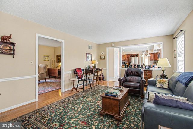 828 ANTHONY DRIVE, Mechanicsburg, PA 17050