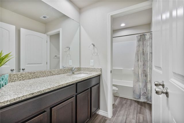 1346 Alexandra Park Lane, Corpus Christi, TX 78415