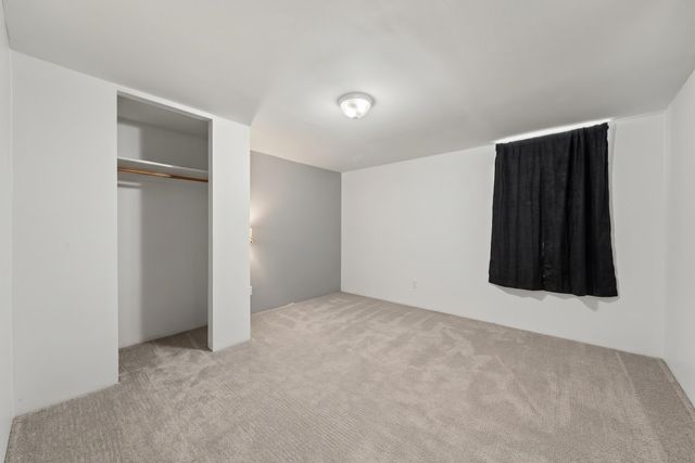 2813 N Stone St, Spokane, WA 99207