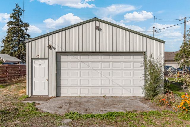 2813 N Stone St, Spokane, WA 99207