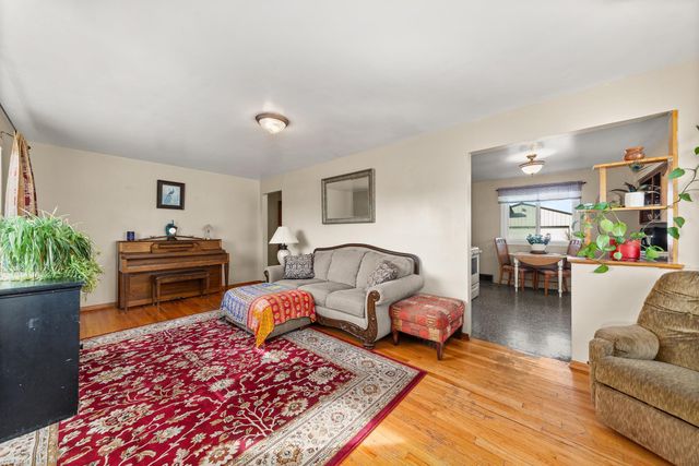 2813 N Stone St, Spokane, WA 99207