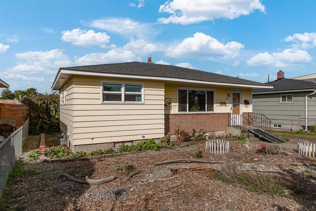 2813 N Stone St, Spokane, WA 99207