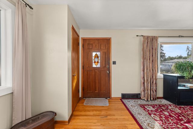 2813 N Stone St, Spokane, WA 99207