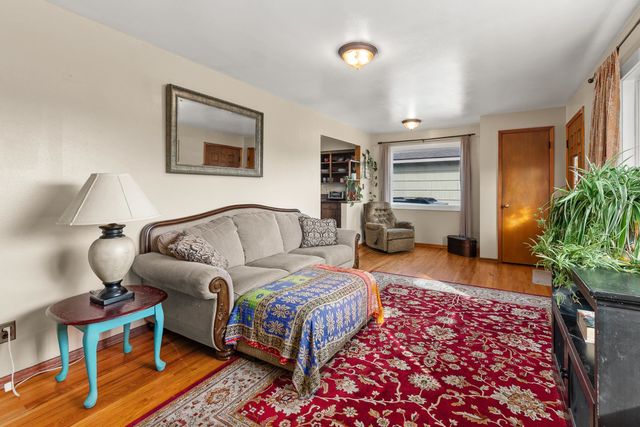 2813 N Stone St, Spokane, WA 99207