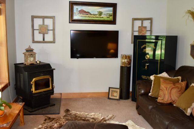 1610 Plum Street, Grasston, MN 55030