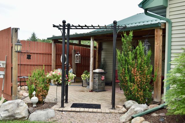 1610 Plum Street, Grasston, MN 55030