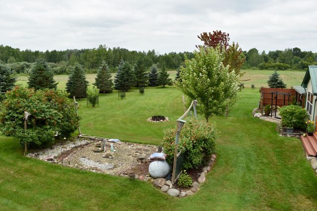 1610 Plum Street, Grasston, MN 55030