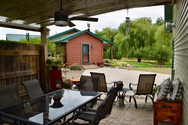 1610 Plum Street, Grasston, MN 55030