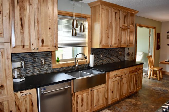 1610 Plum Street, Grasston, MN 55030