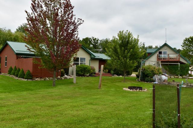 1610 Plum Street, Grasston, MN 55030