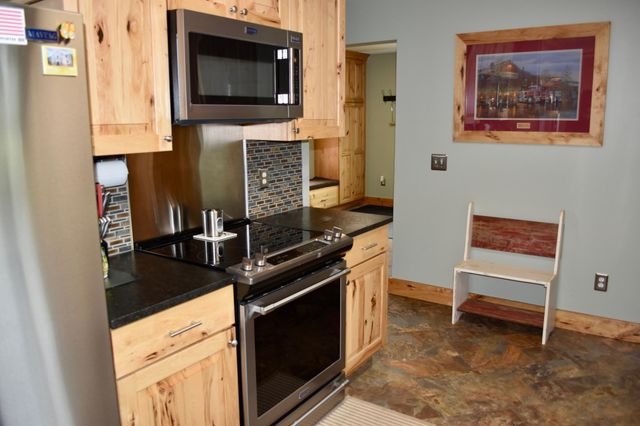 1610 Plum Street, Grasston, MN 55030