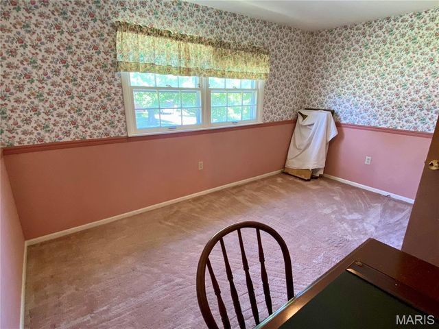 303 Kramer Drive, Sikeston, MO 63801