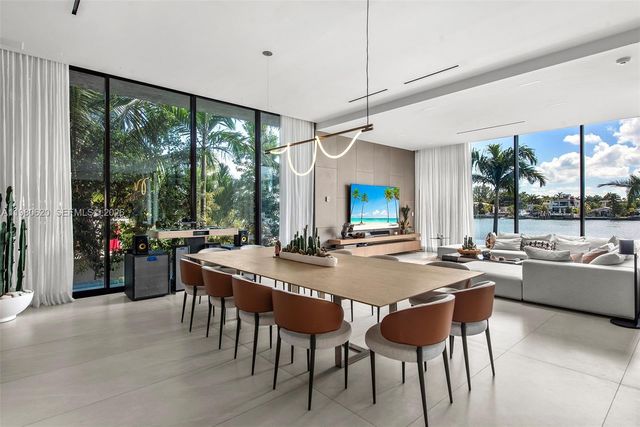 310 S Hibiscus Dr, Miami Beach, FL 33139