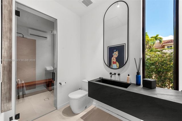 310 S Hibiscus Dr, Miami Beach, FL 33139