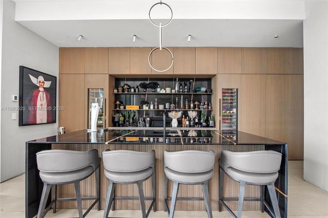 310 S Hibiscus Dr, Miami Beach, FL 33139