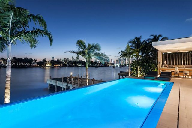 310 S Hibiscus Dr, Miami Beach, FL 33139