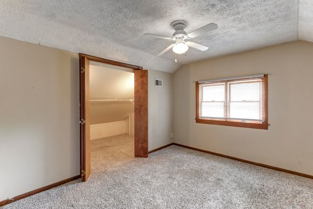 1592 St Anthony Circle, Fort Wright, KY 41011