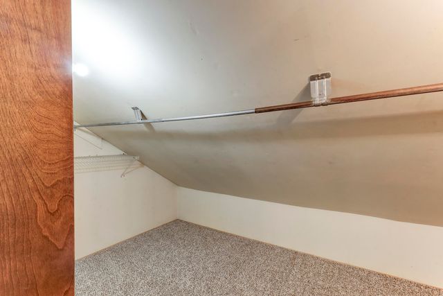 1592 St Anthony Circle, Fort Wright, KY 41011