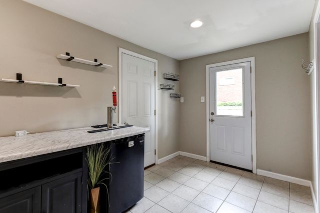 1592 St Anthony Circle, Fort Wright, KY 41011