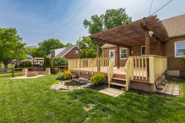 1592 St Anthony Circle, Fort Wright, KY 41011